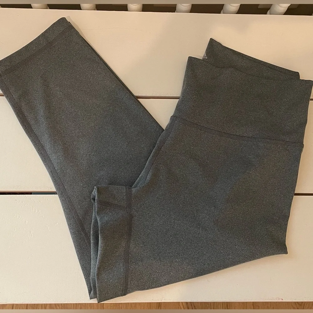 Adidas🧘‍♀️ - Picture 10 of 13